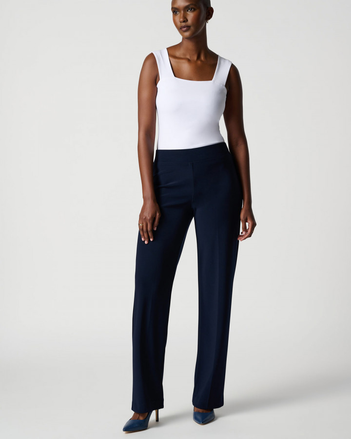 Finbyxa med vidd marin från Joseph...