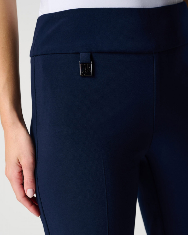 Finbyxa slim marin från Joseph Ribkoff