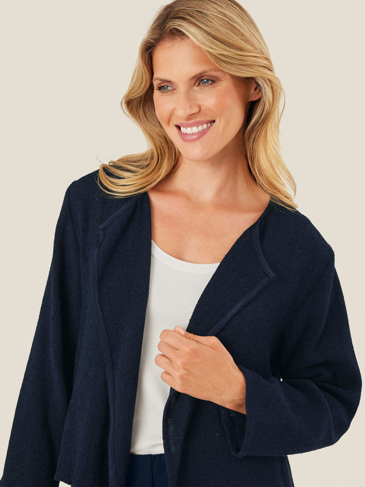 Jacka Julitta Marin från Masai