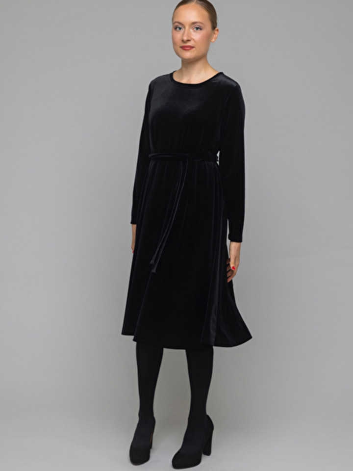 Klänning Flow svart sammet från...