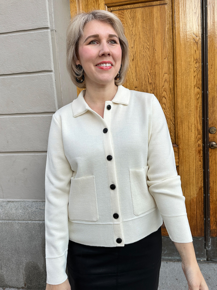 Kofta Kaja Gräddvit från Sibinlinnebjerg