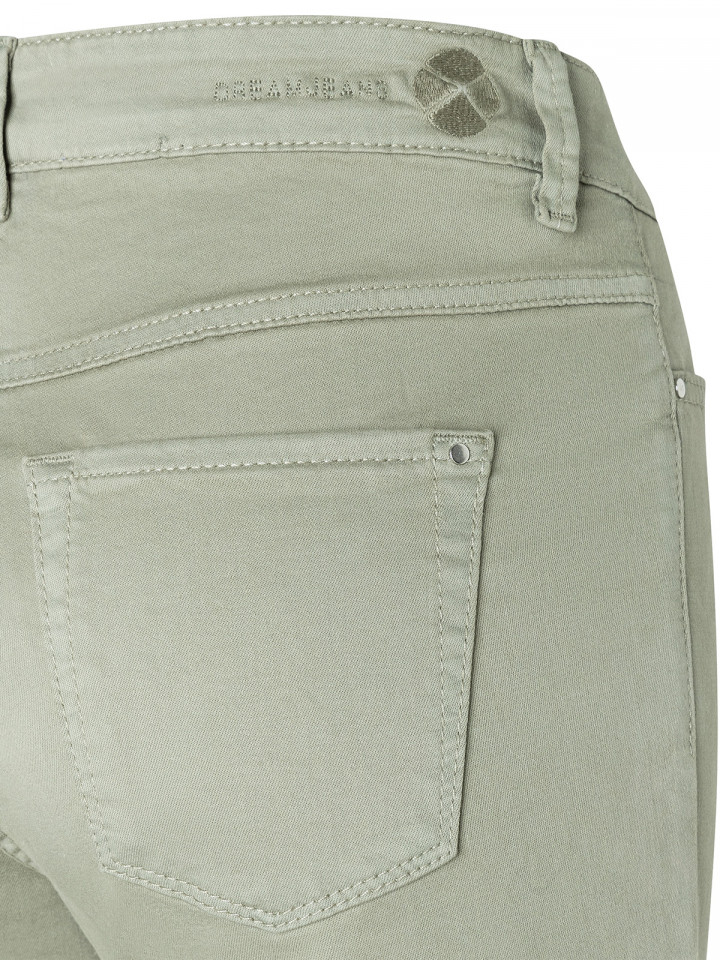 Dream Chic 7/8 ljus kakigrön från Mac