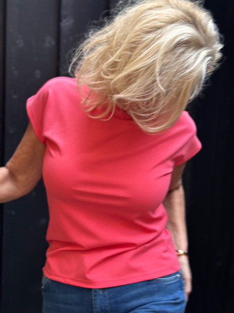 Topp Alta Korall från Camilla Thulin