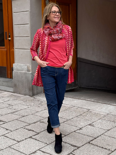Långkofta Belleza Cerise från Tinta Style