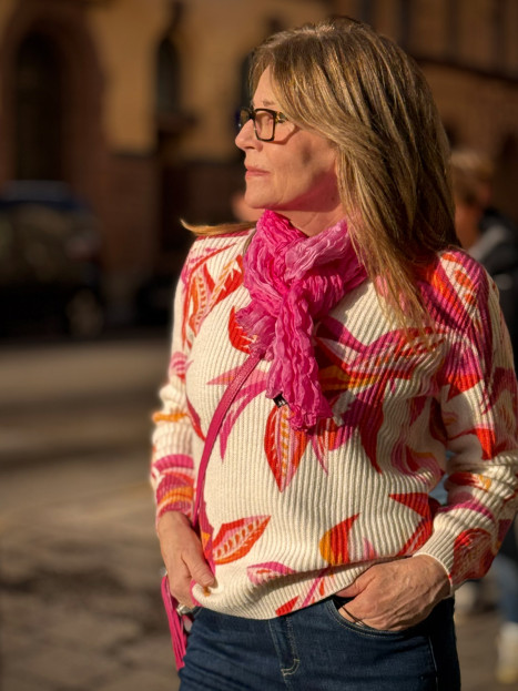 Stickad tröja vit korall från Gerry Weber