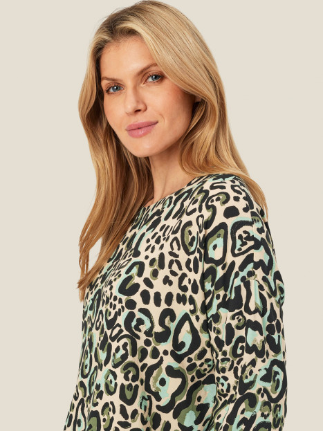 Blus Becca grön leo från Masai