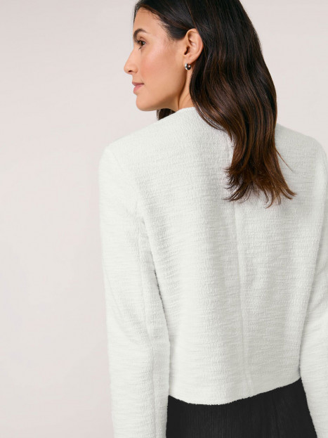 Boucléjacka gräddvit från Gerry Weber