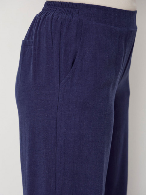 Byxa Pearl marinblå från Isay 2