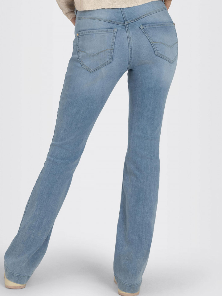 Jeans Dream Boot cut ljus denim från Mac