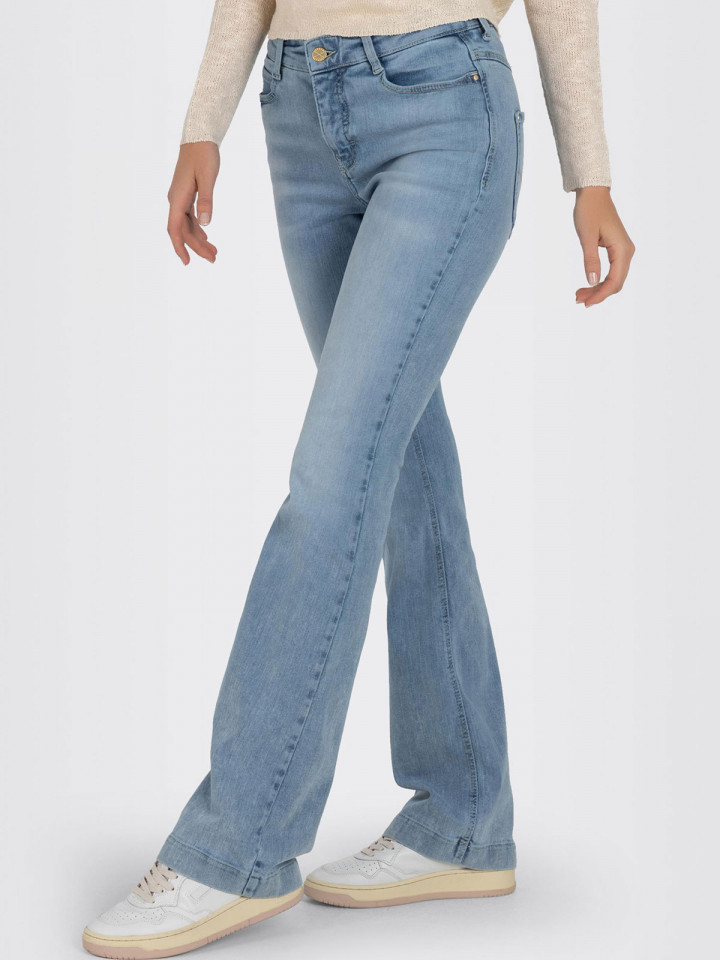 Jeans Dream Boot cut ljus denim från Mac
