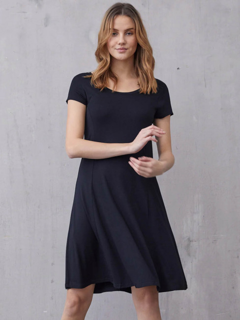 Klänning Kalla svart från Isay 2