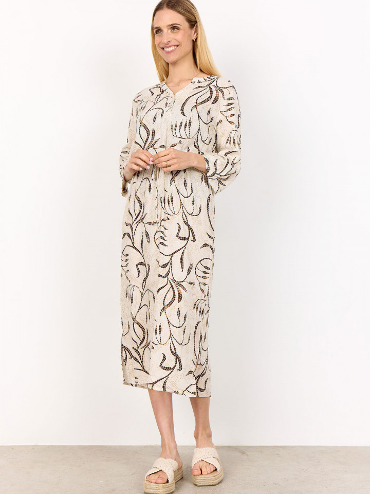 Viskosklänning Sabira sand/brun från SoyaConcept