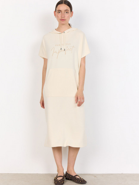 Trikåklänning Banu cremevit från SoyaConcept