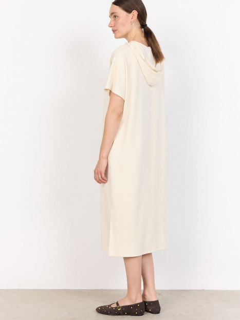 Trikåklänning Banu cremevit från SoyaConcept