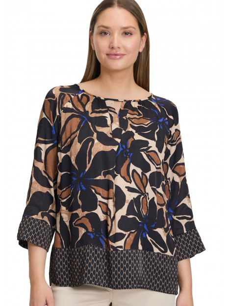 Blus svart/camel blom från Betty Barclay