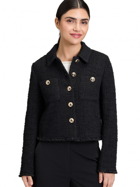 Jacka bouclé svart med guldknapp från Betty Barclay