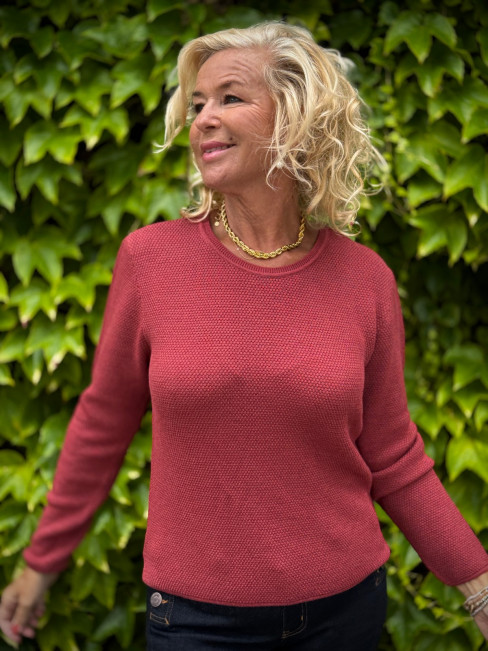 Tröja Livia mörkrosa från Sibinlinnebjerg 2