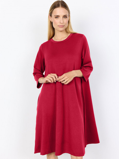 Trikåklänning Banu röd från SoyaConcept