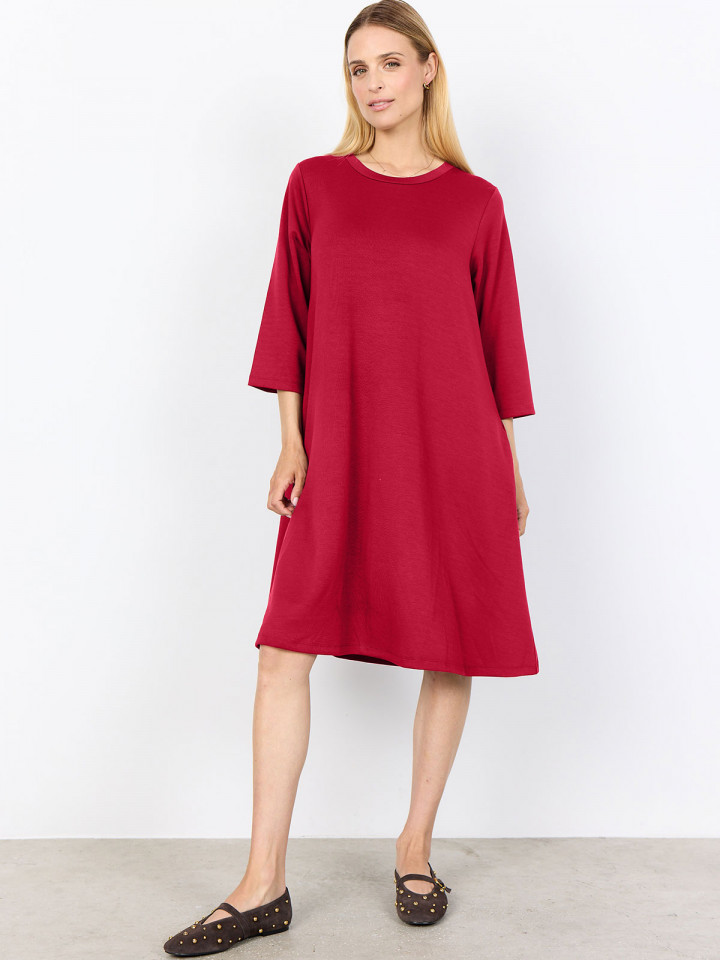 Trikåklänning Banu röd från SoyaConcept