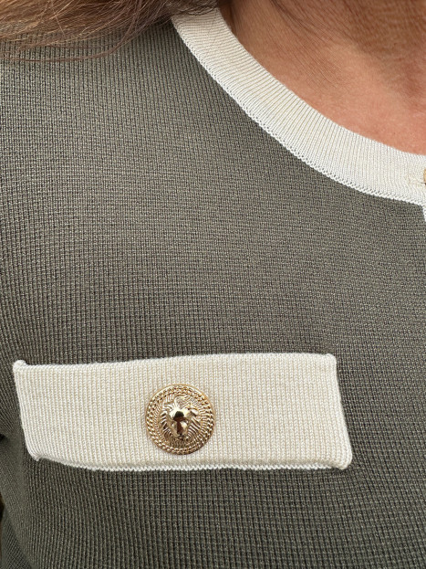 Finstickad kofta olive/creme från Micha