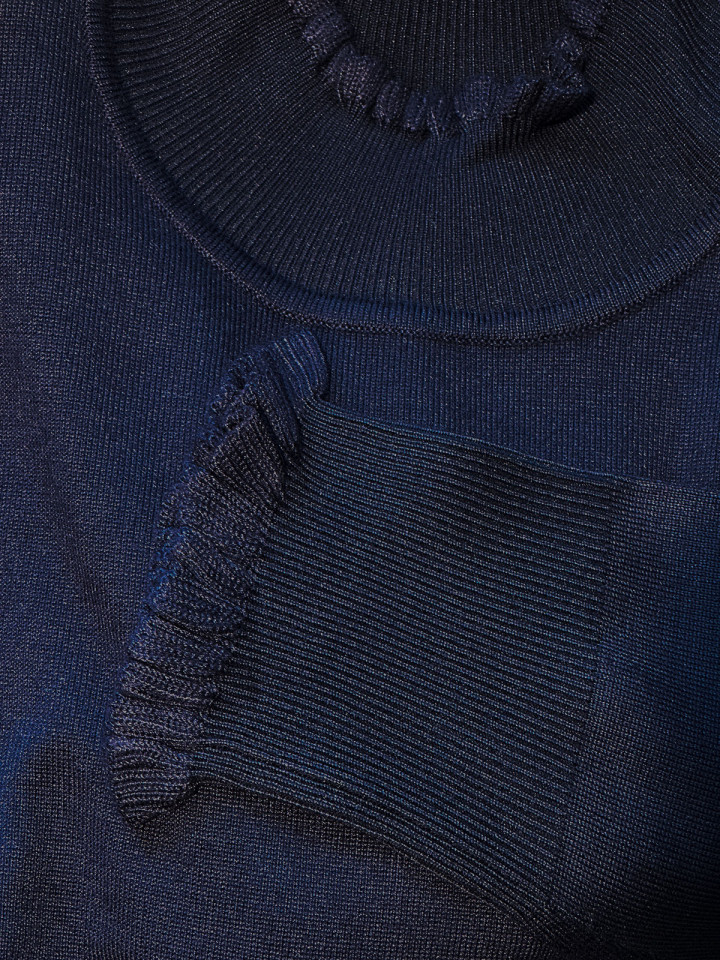 Finstickad polo marin från Micha