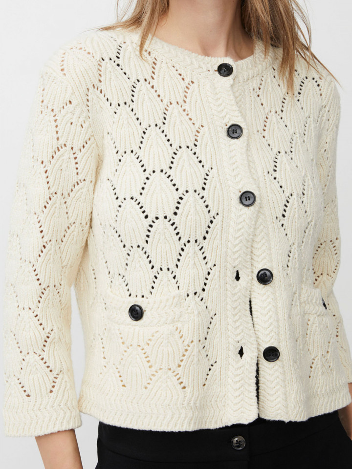 Kofta Lexina cremevit från Masai