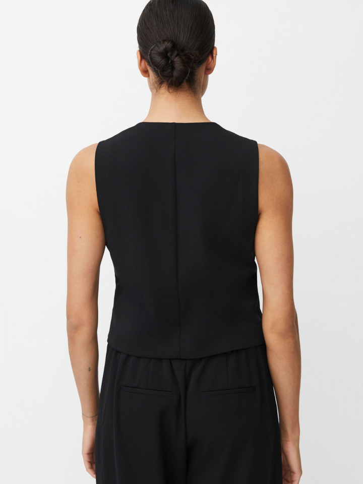 Väst Jordyn svart från Masai