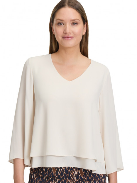 Chiffongblus creme från Betty Barclay