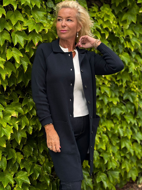 Långkofta Barbro marin från SibinLinnebjerg 2