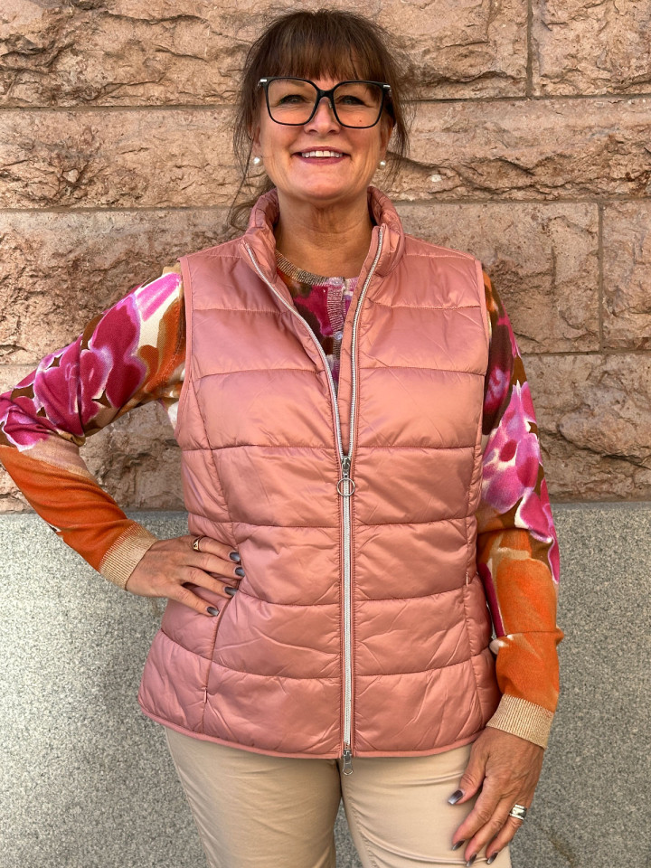 Täckväst puderrosa från Betty Barclay
