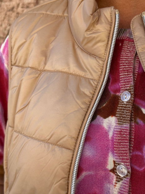 Täckväst camel från Betty Barclay