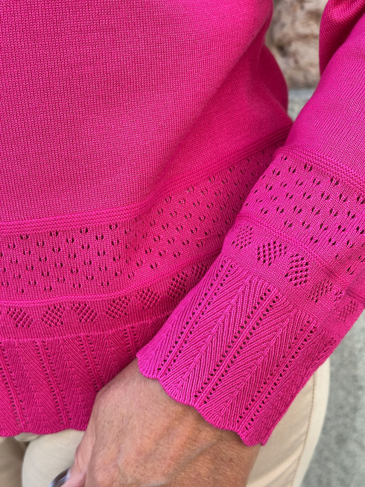 Fin- och mönsterstickad tröja rosa...