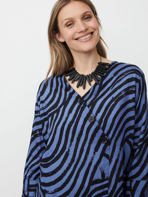 Blus Dubine blå från Masai 2