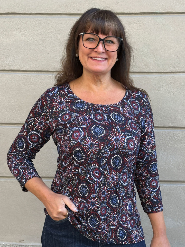 Topp marin/vinröd/blå från Arimi