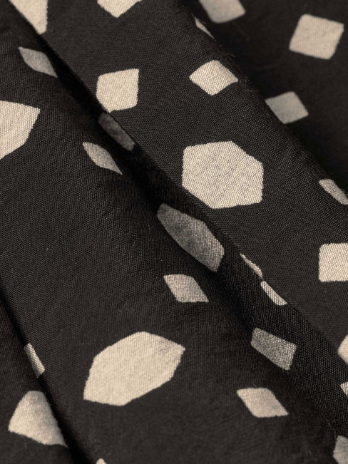 Blus Doella svart från Masai 2