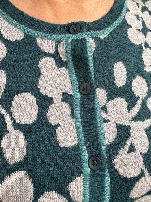 Finstickad kofta Natasha grön från Mansted 2