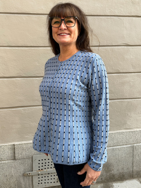 Finstickad kofta Pepper blå från Mansted