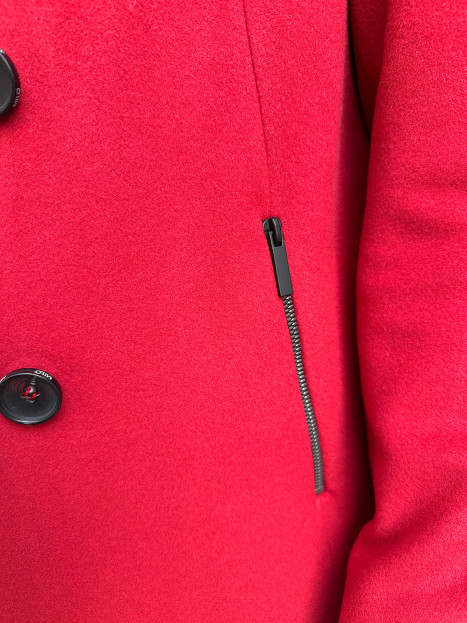 Kort ullkappa röd från Milo