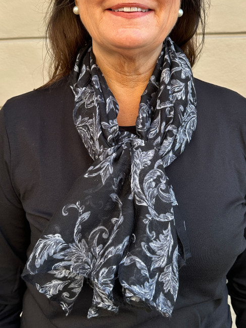 Sjal Alida svart från Susanna Design