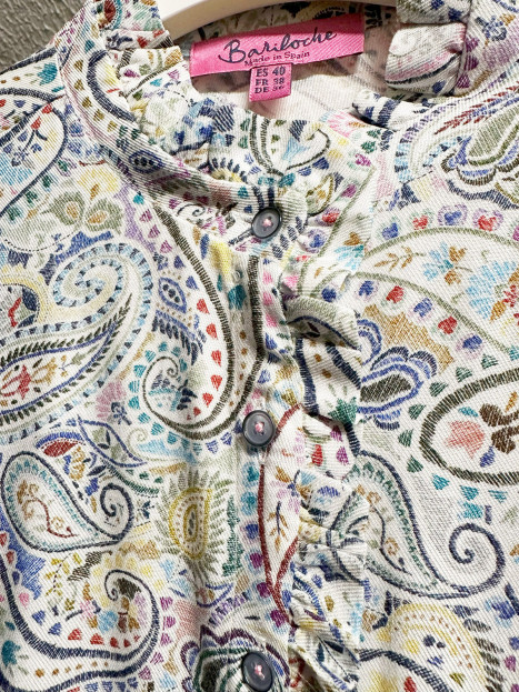 Viskosblus Escalona vit/multi från Bariloche