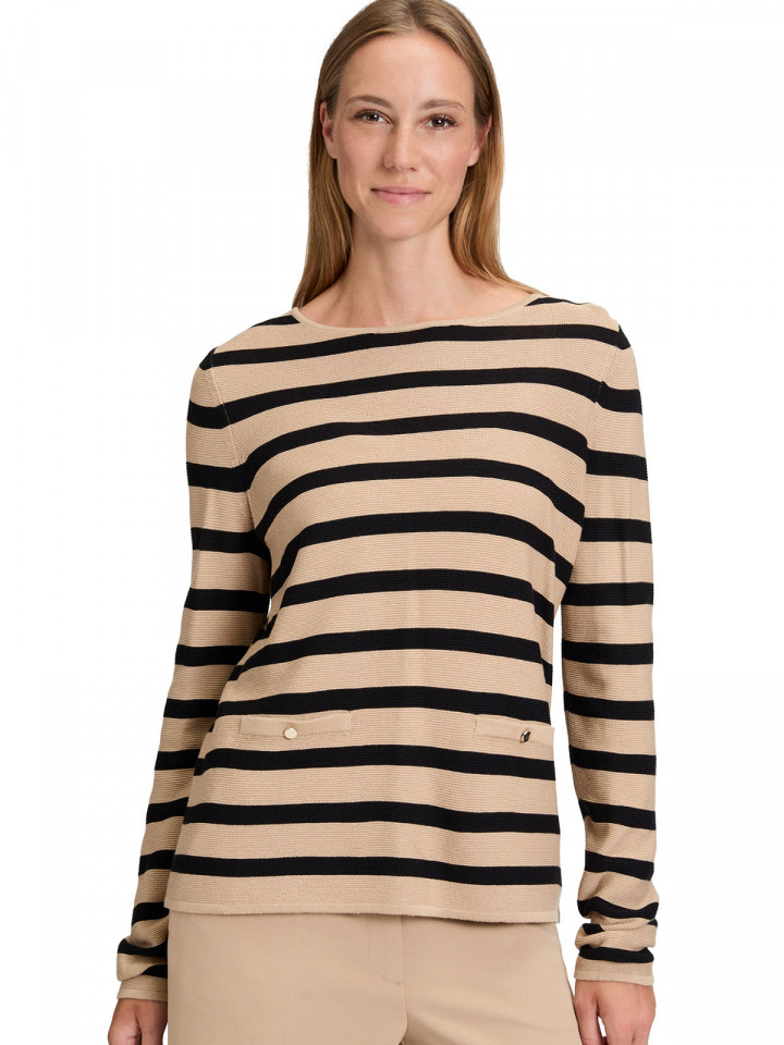 Avigstickad tröja randig från Betty Barclay