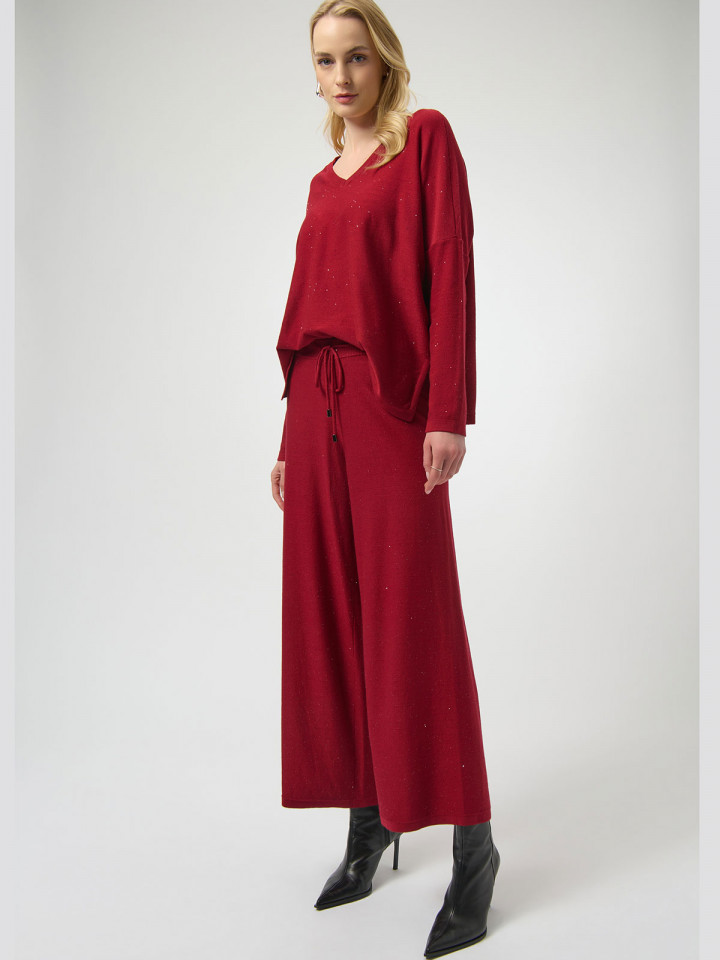 Finstickad tröja med minipaljetter...