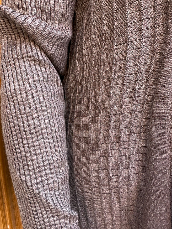 Finstickad kofta coffee från FREEQUENT