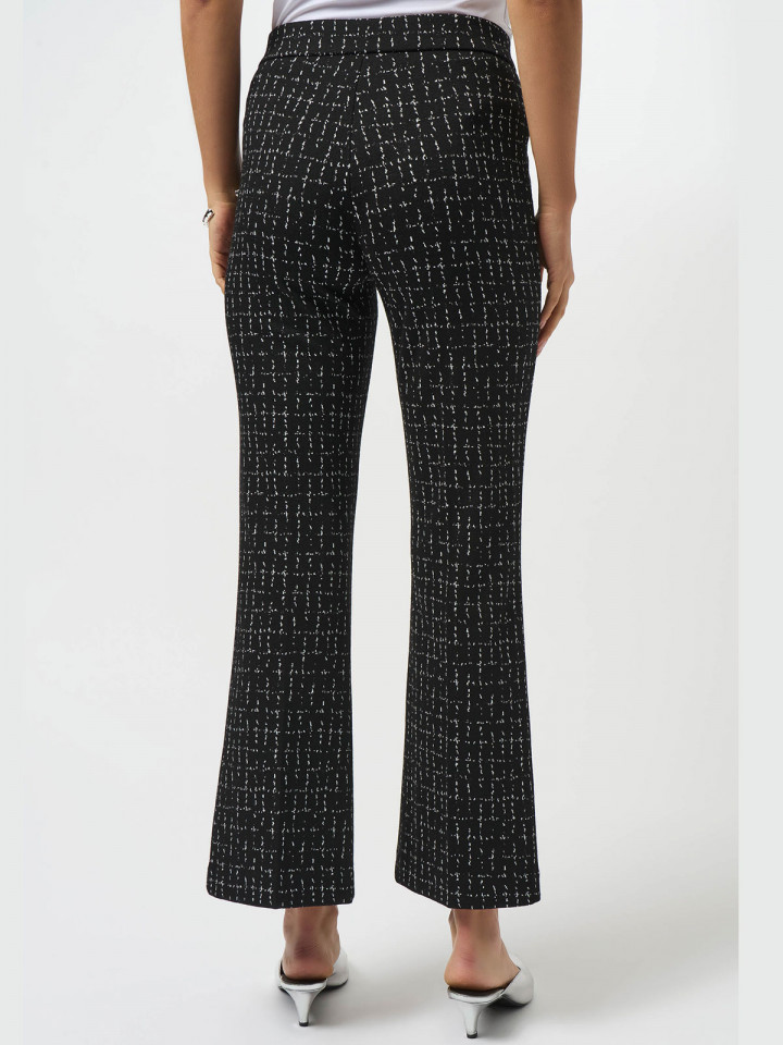 Elegant trikåbyxa svart flare från...