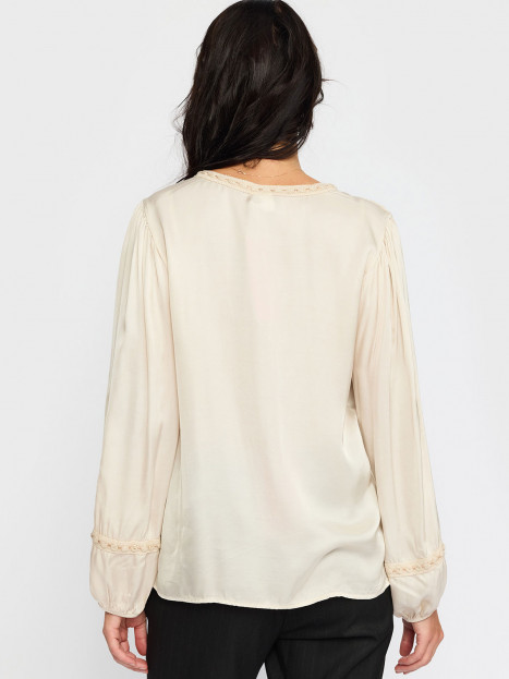 Satinblus Camilla sand från 2-BIZ