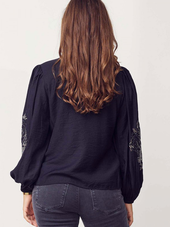 Blus Elly svart paljettdekor från Isay