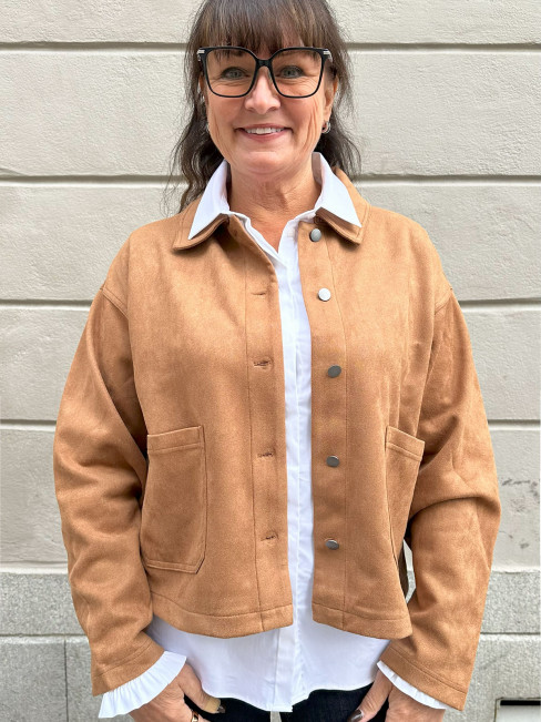 Jacka mockaimitation camel från 2-BIZ