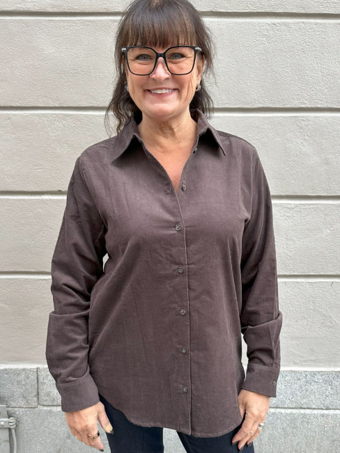 Manchesterskjorta espresso från Claire