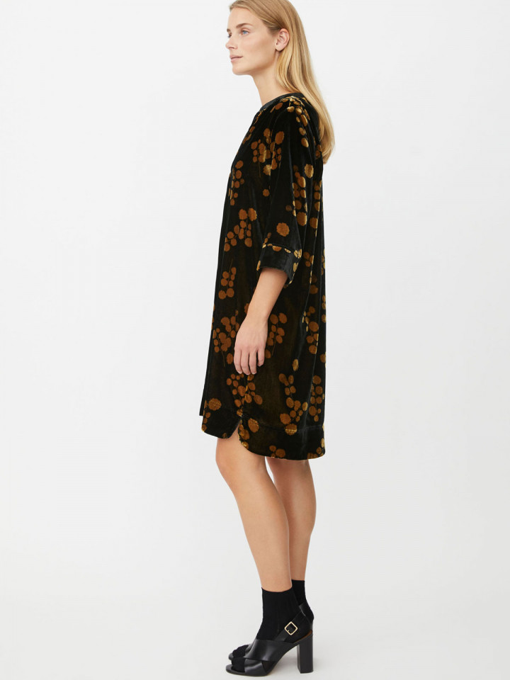 Sammetsklänning Nolren svart/guld...