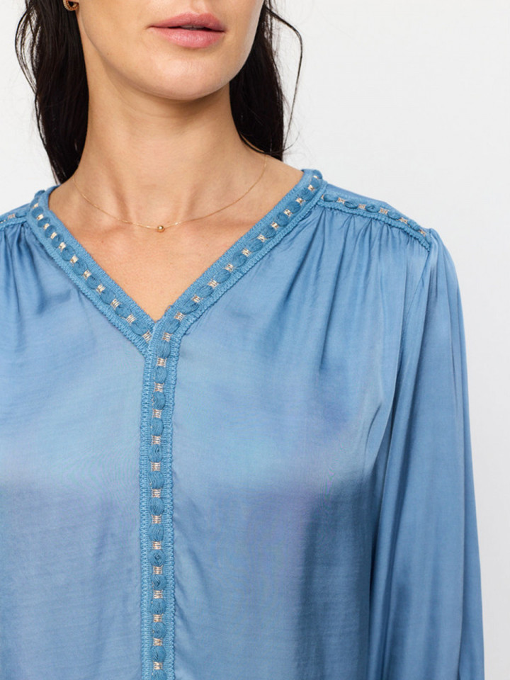 Satinblus Camilla blå från 2-BIZ